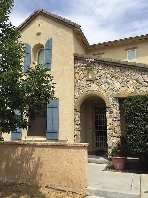 2808 Espana Ln photo 1