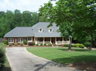 74 Pumpkinvine Trl, Cartersville, GA 30120
