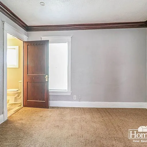 709 S 25th St — Photo 5