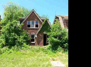 9275 Appoline St, Detroit, MI 48228
