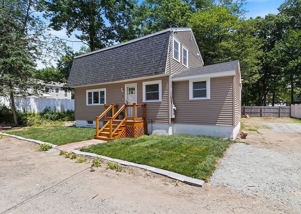 1st image of 3 Greystone Rd