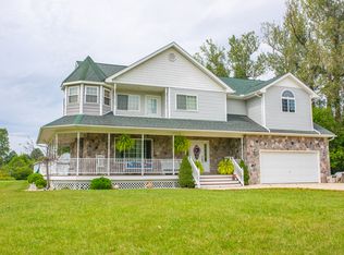 12801 Capernall Rd, Carleton, MI 48117