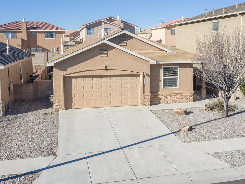 1st image of 901 Kipuka Dr NW