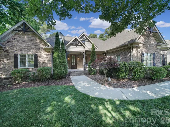 910 Abilene Ln, Fort Mill, SC 29715