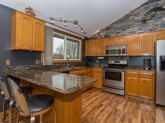 5th image of 8102 S 151st Ave