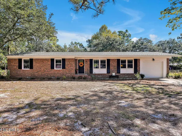 3215 Chalmers Drive, Wilmington, NC 28409