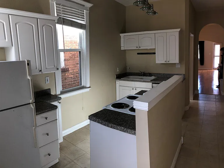 1448 Knox Ct #1 — Photo 5