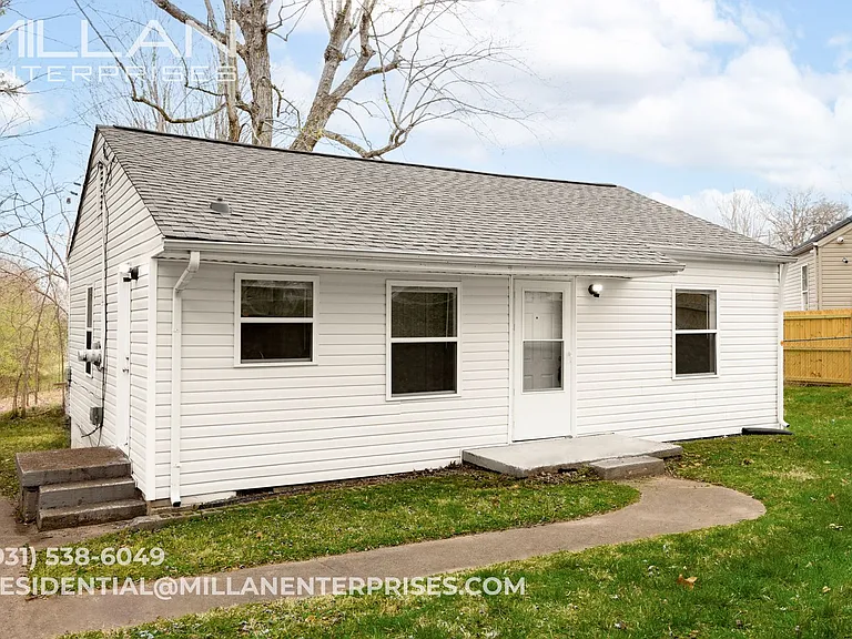 1003 Lincoln St — Photo 2