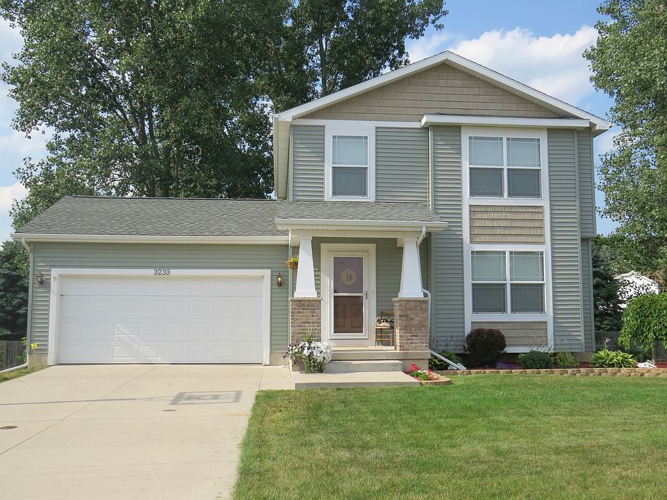 1st image of 3233 E Crandell Dr