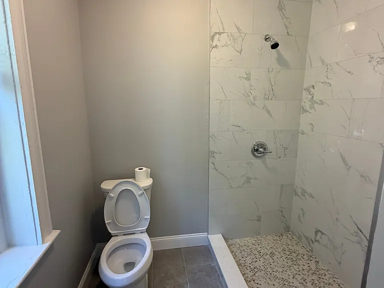11 Park St #3 — Photo 4