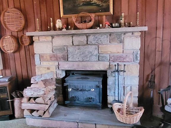 4th image of 1455 Lake Ln