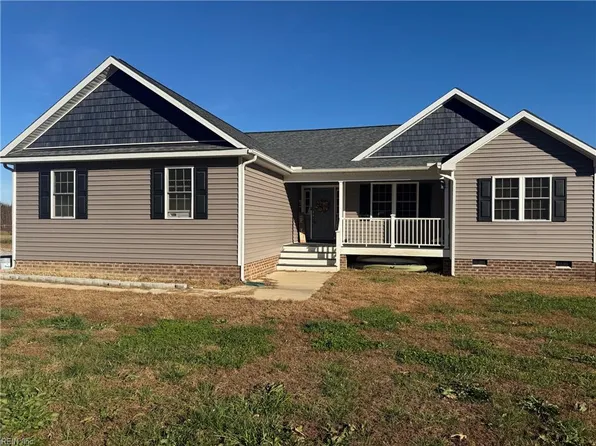 15300 Greenbriar Blvd, Disputanta, VA 23842