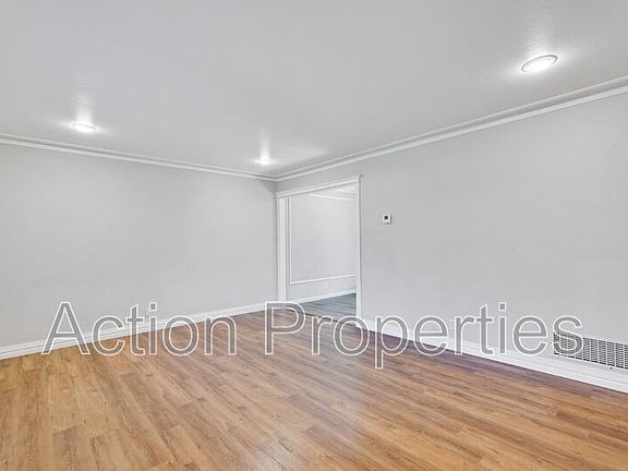 3rd image of 681 Harvard Ave