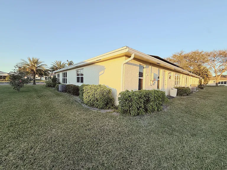 5301 Lakefront Blvd #D — Photo 4