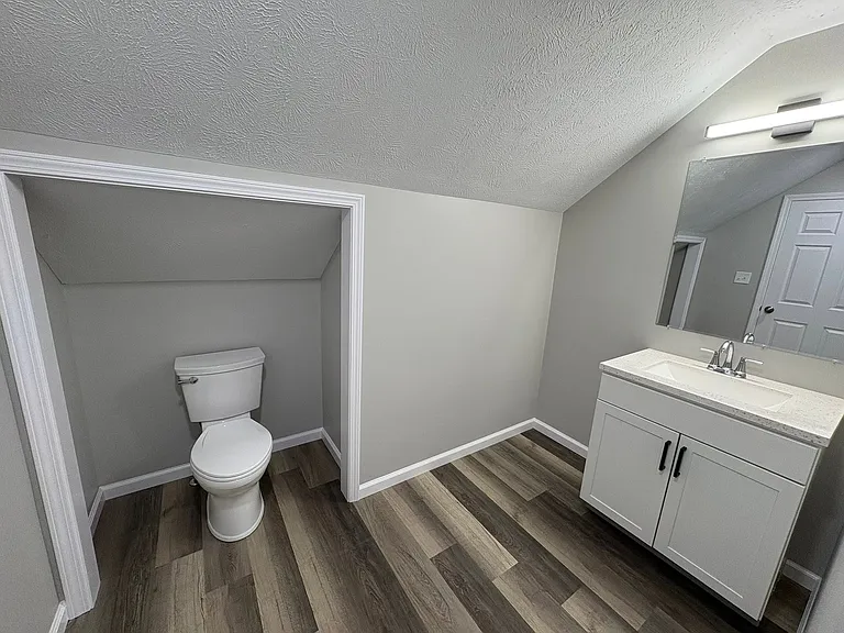 460 Riverside Dr #1 — Photo 8