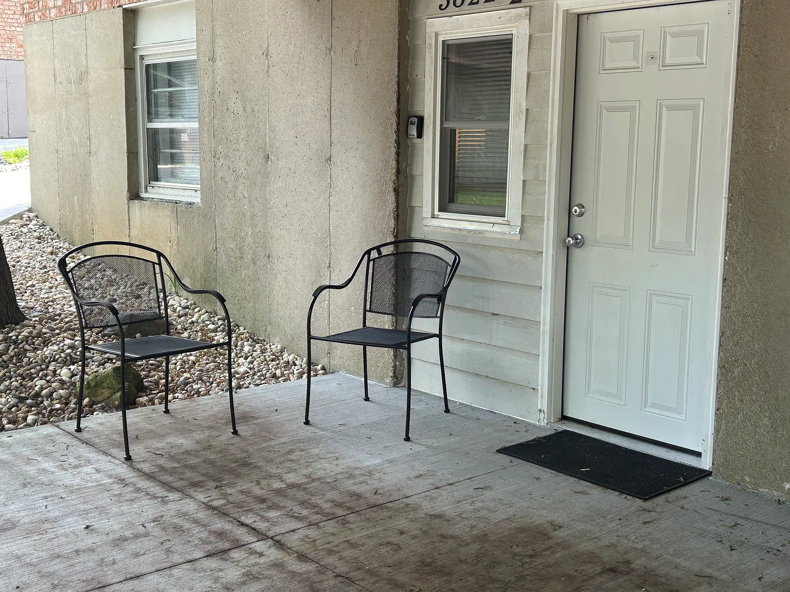 Studio, 600 sqft, $1,150 — Photo 2