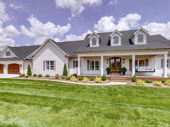 123 Saratoga Dr N, Murray, KY 42071