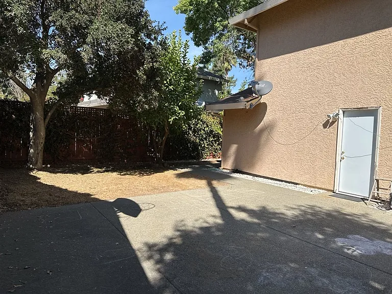 3604 Koso St — Photo 16