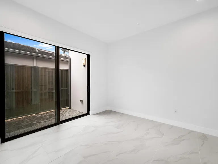 20262 Rosewood Garden Way — Photo 29