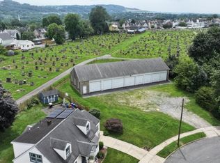98 Henderson St, Phillipsburg Town, NJ 08865