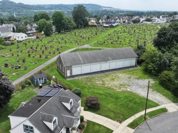 98 Henderson St, Phillipsburg Town, NJ 08865