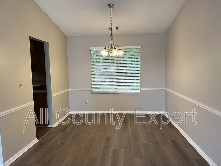 7156 Lone Oak Way — Photo 4