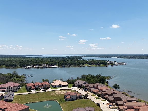 5th image of 10036 Lakeside Dr