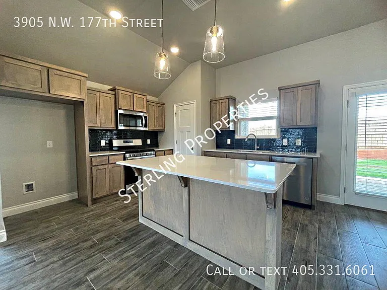 3905 N West 177th St — Photo 2