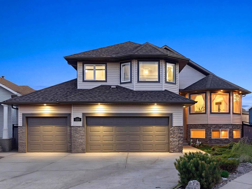 1st image of 1324 70th St SW