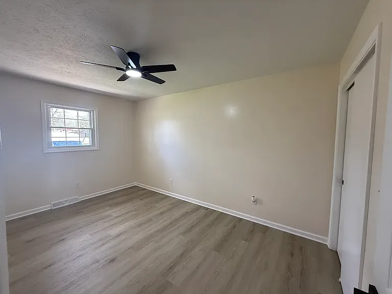3968 Ganyard Ave — Photo 10