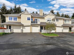 West Bay At The Lakes, Kent, WA 98032