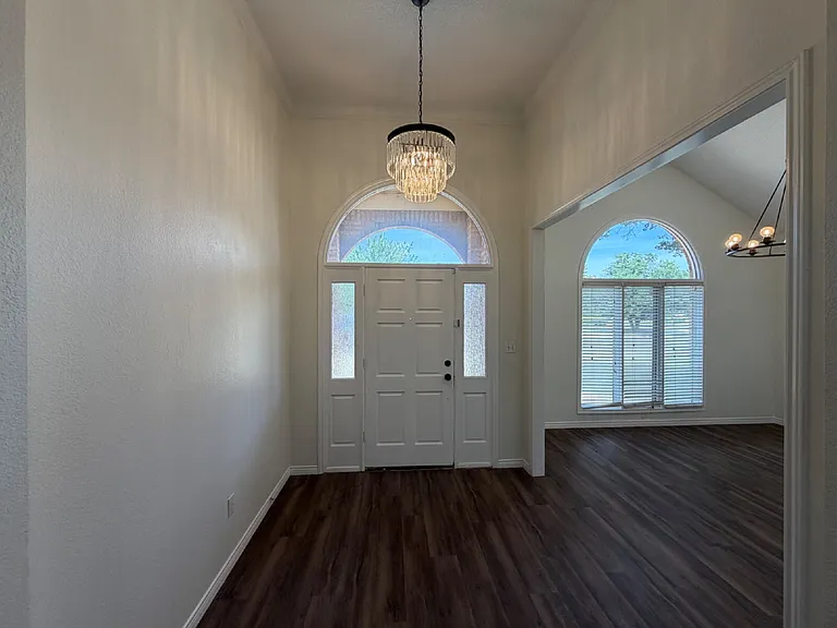 5003 Amherst St — Photo 2