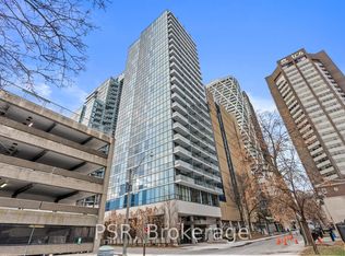 210 Simcoe St #1002, Toronto, ON M5T0A9