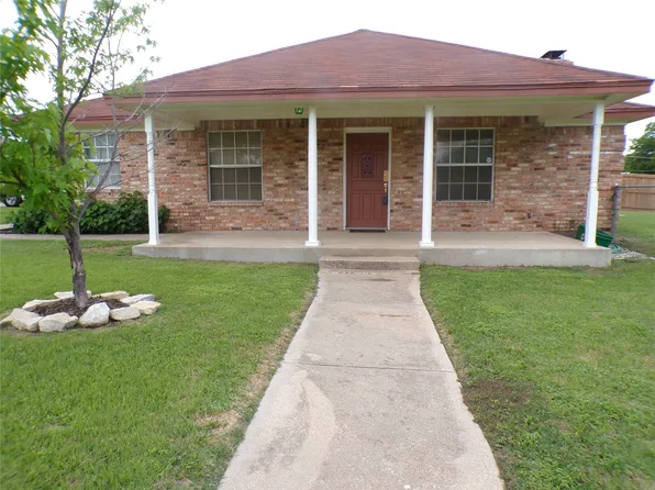1754 Avenue D, Grand Prairie, TX 75051
