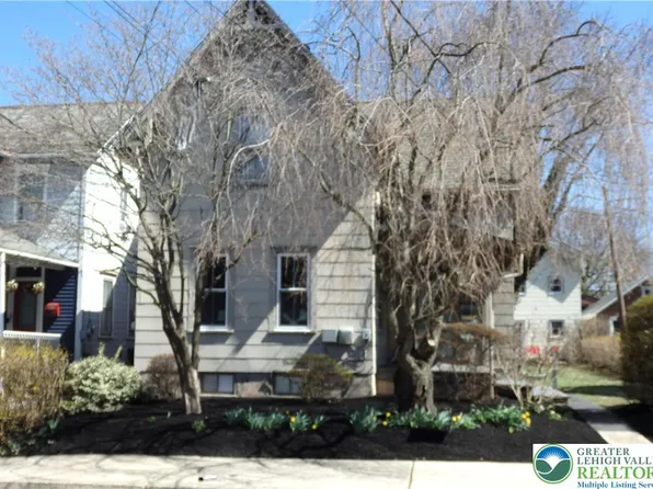 33 N Hellertown Ave #A, Quakertown, PA 18951