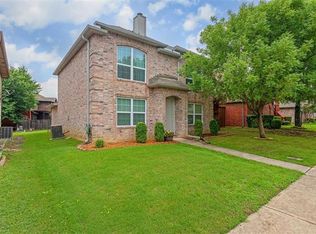 1703 Creekpoint Dr, Lewisville, TX 75067