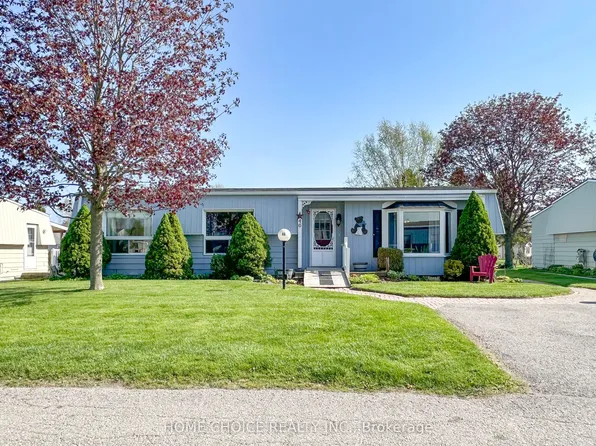 46 Fairway Dr, Clarington, ON L1B 1B3