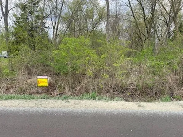 106 Golfview Dr, Brooklyn, MI 49230