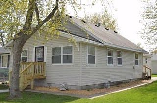 1st image of 470 2nd Ave