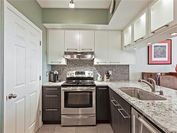 5th image of 322 E Central Blvd Unit 811