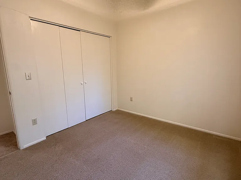 108 Rodeo Dr #4 — Photo 12
