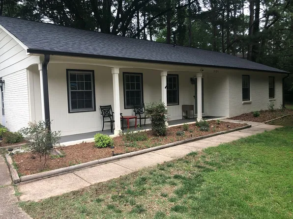3125 Chancery Pl, Raleigh, NC 27607