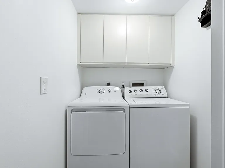 101 Waterview Dr — Photo 22