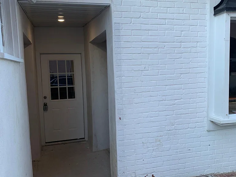 123 N High St #1-2 — Photo 27