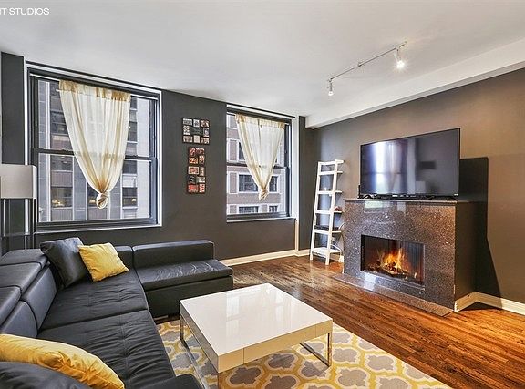3rd image of 6 N Michigan Ave #506