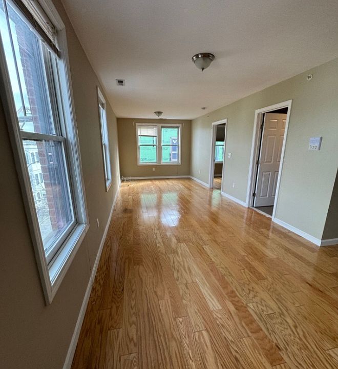 2nd image of 53 Chelsea St APT 4