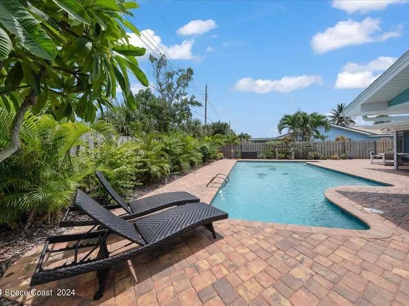 725 Richard St, Satellite Beach, FL 32937