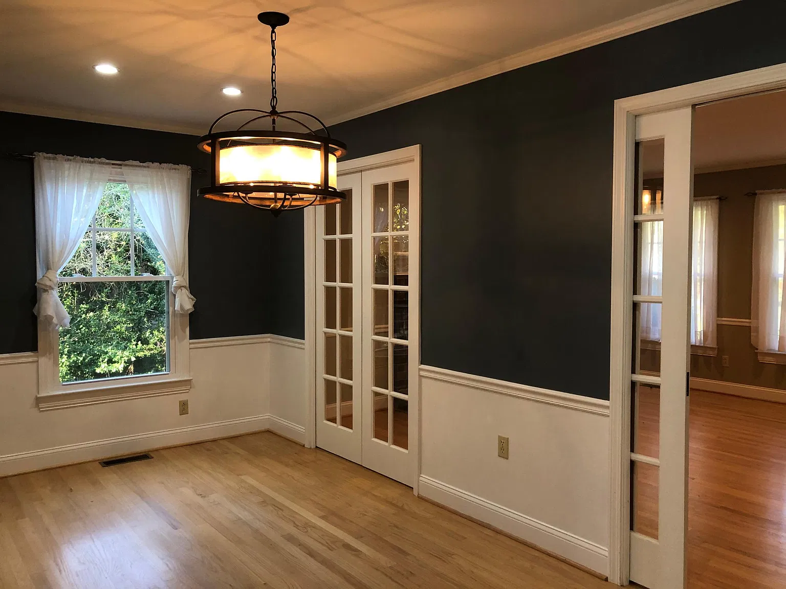 3 bed, 2.5 bath, 2108 sqft, $2,000 — Photo 3