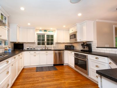 72 Parting Rock Rd, Duxbury, MA, 02332