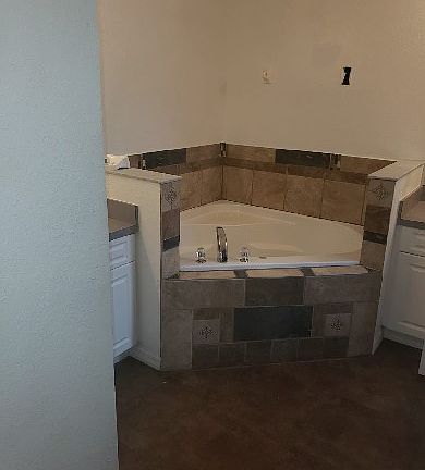 5th image of 1904 Drum Dr